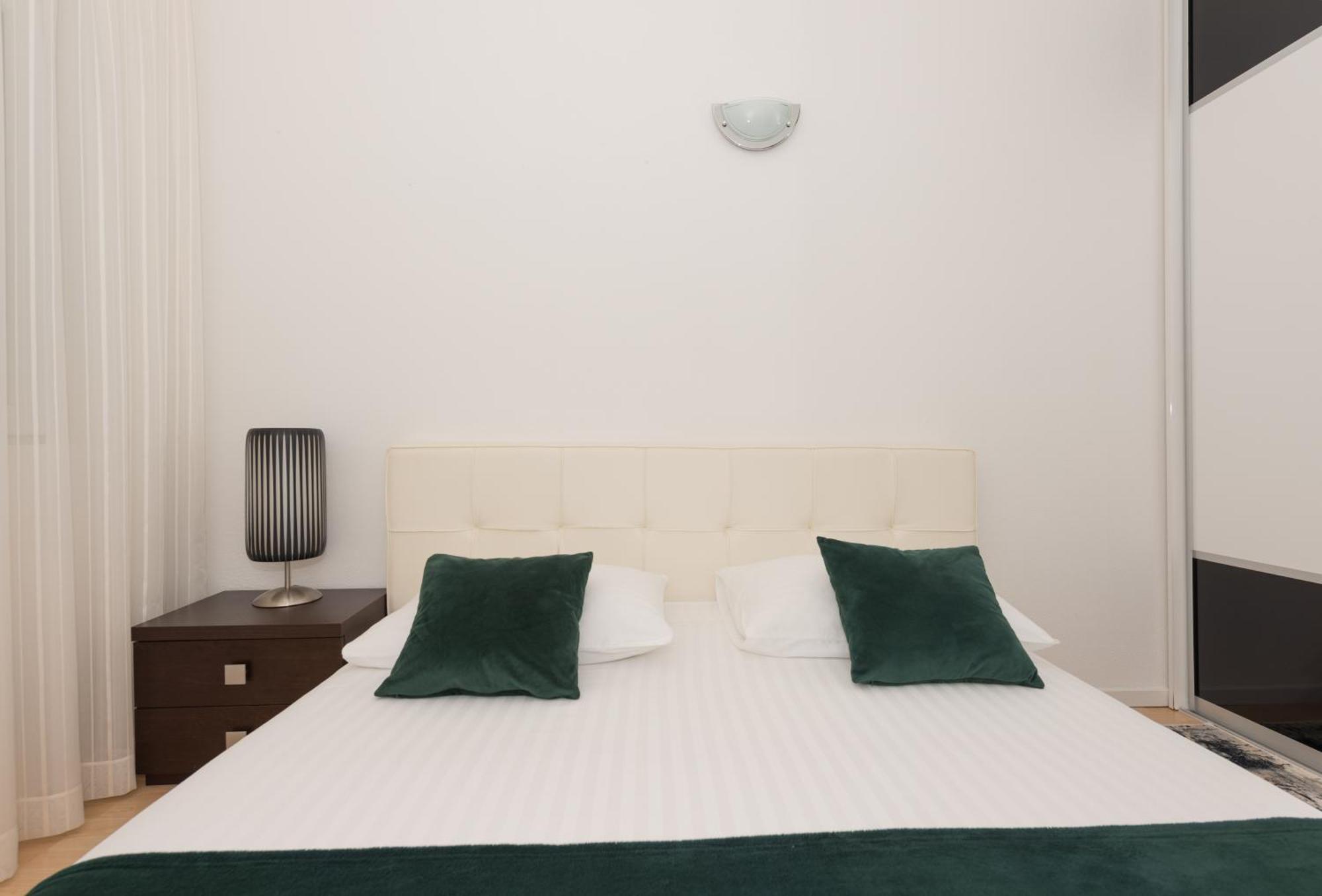 Apartman Filipovic Makarska Exterior foto